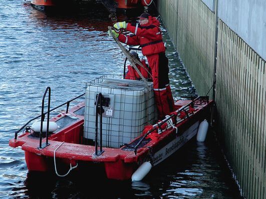 Nordic Seahunter Harbor Cleanup Vessels